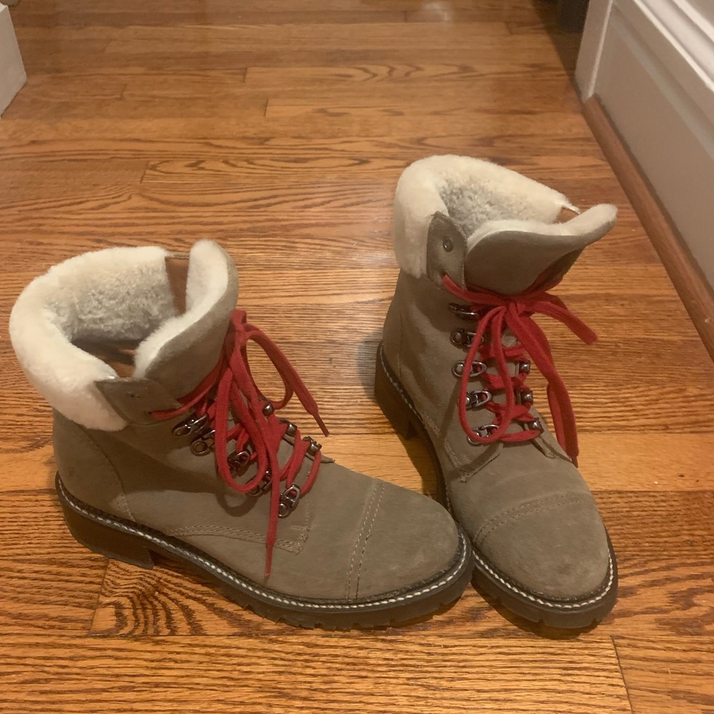 Frye Woman’s Samantha Hiker Boots